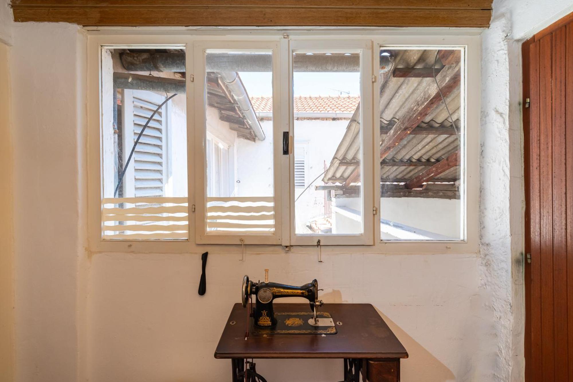 Ferienwohnung Timeless Antique Old Town With Terrace Zadar Exterior foto