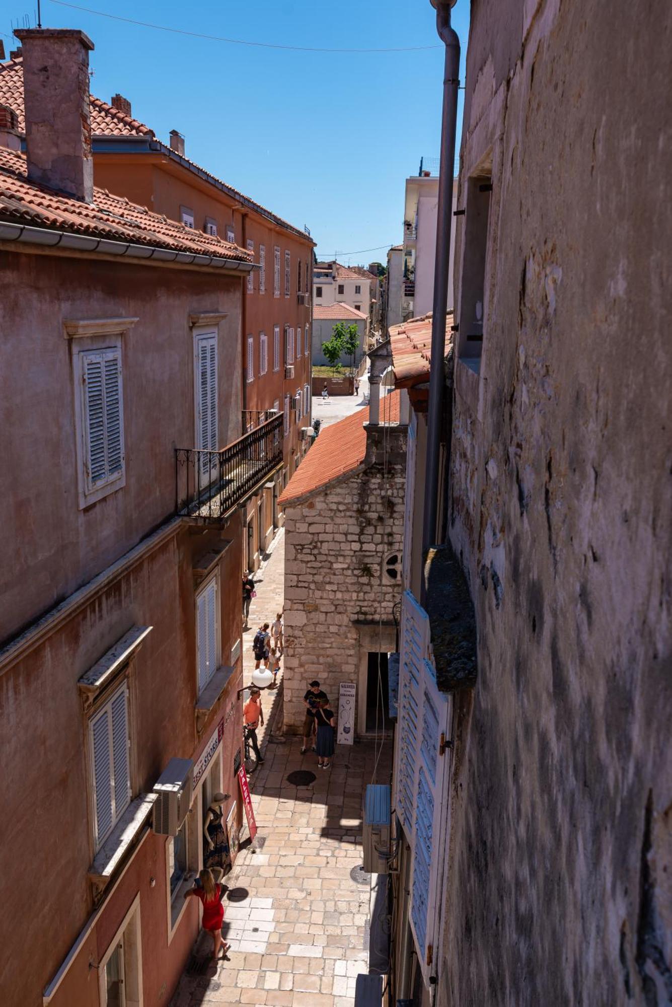 Ferienwohnung Timeless Antique Old Town With Terrace Zadar Exterior foto